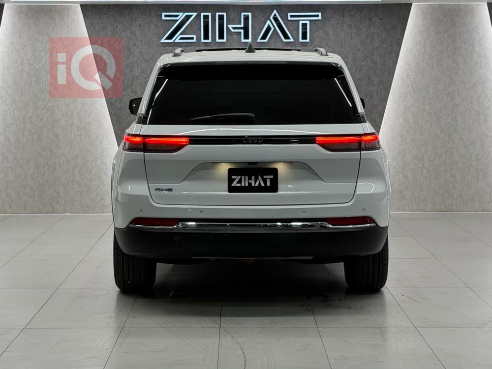 جيب جراند شيروكي